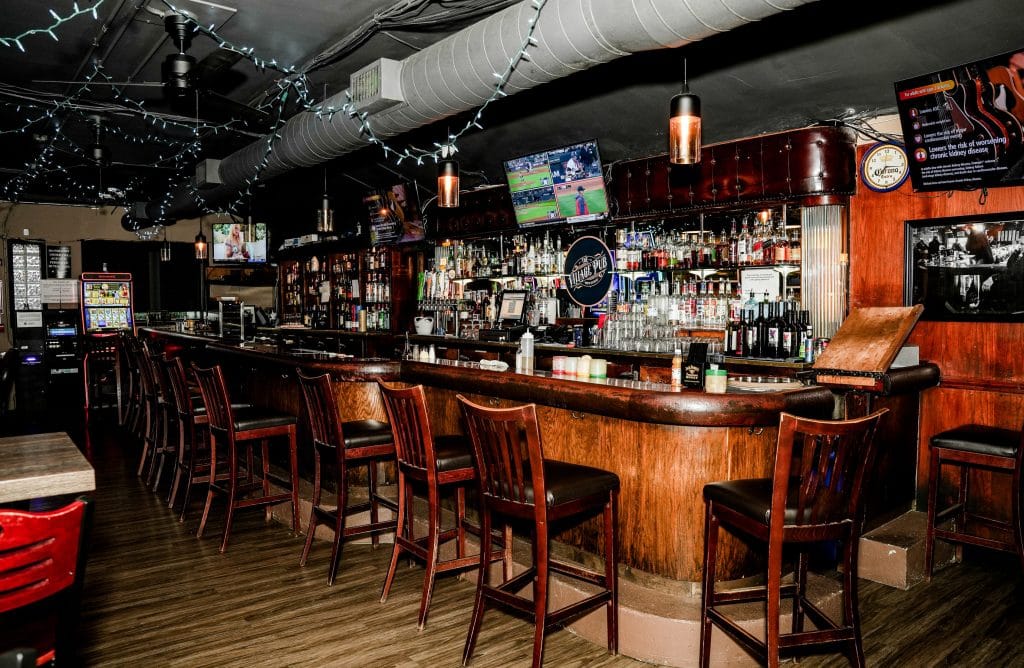 Village Pub Italian Restaurant Chicago 93